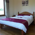 Lakeside Bed & Breakfast *